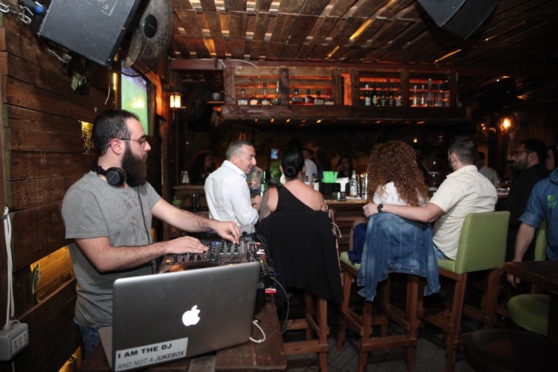 Fertil Pub on Saturday Night